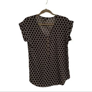 Express Blouse Top Black White Short Sleeve Size M
